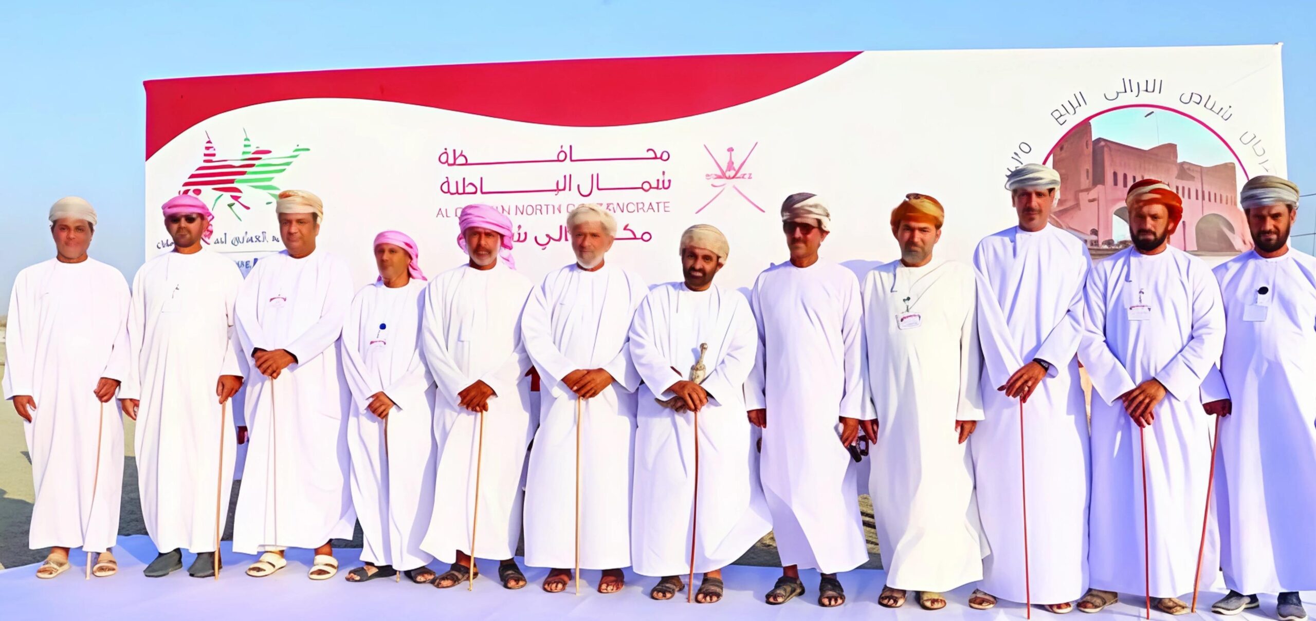 عمان : مهرجان شناص التراثي الرابع يحتفي بسباقات ومزاينة الهجن وسط أجواء تراثية مميزة