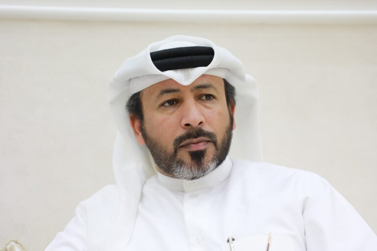 محمد بن فطيس المري:شاعر المليون والبيرق الأول يكشف أسرار شغفه برياضة الهجن وأثرها في شعره