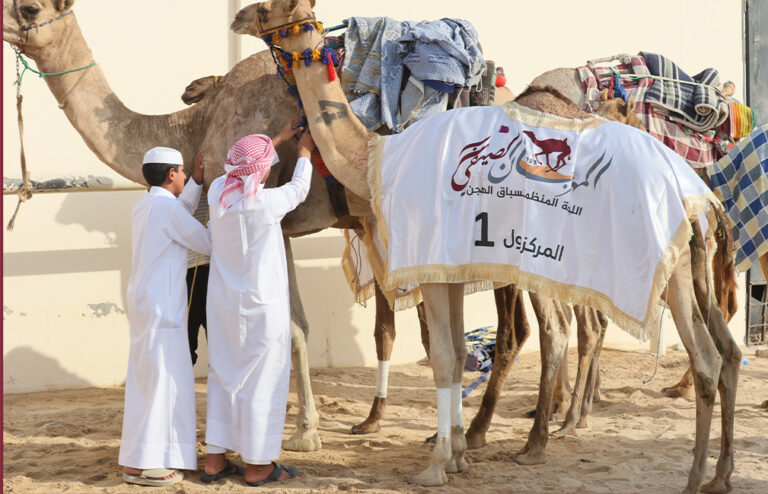 انطلاق السباق التأهيلي السادس لمهرجان المفاريد الصيفي 2025 في الشحانية