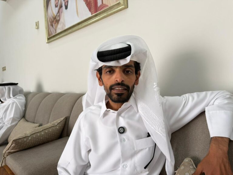 السناري مالك “الذيبة” بعد أن خطفت الرمز في ختام مهرجان الظفرة : المهرجان منظم ولقاء الأشقاء في الإمارات له طعم خاص ويهدى سلامات الفوز لأهل الشحانية بقطر