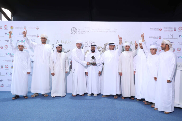 "عزبة خميس الشدي تتألق في مزاينة سويحان.. «العاصمة» و«بينونة» تظفران بالمراكز الأولى في انطلاقة مهرجان الظفرة"