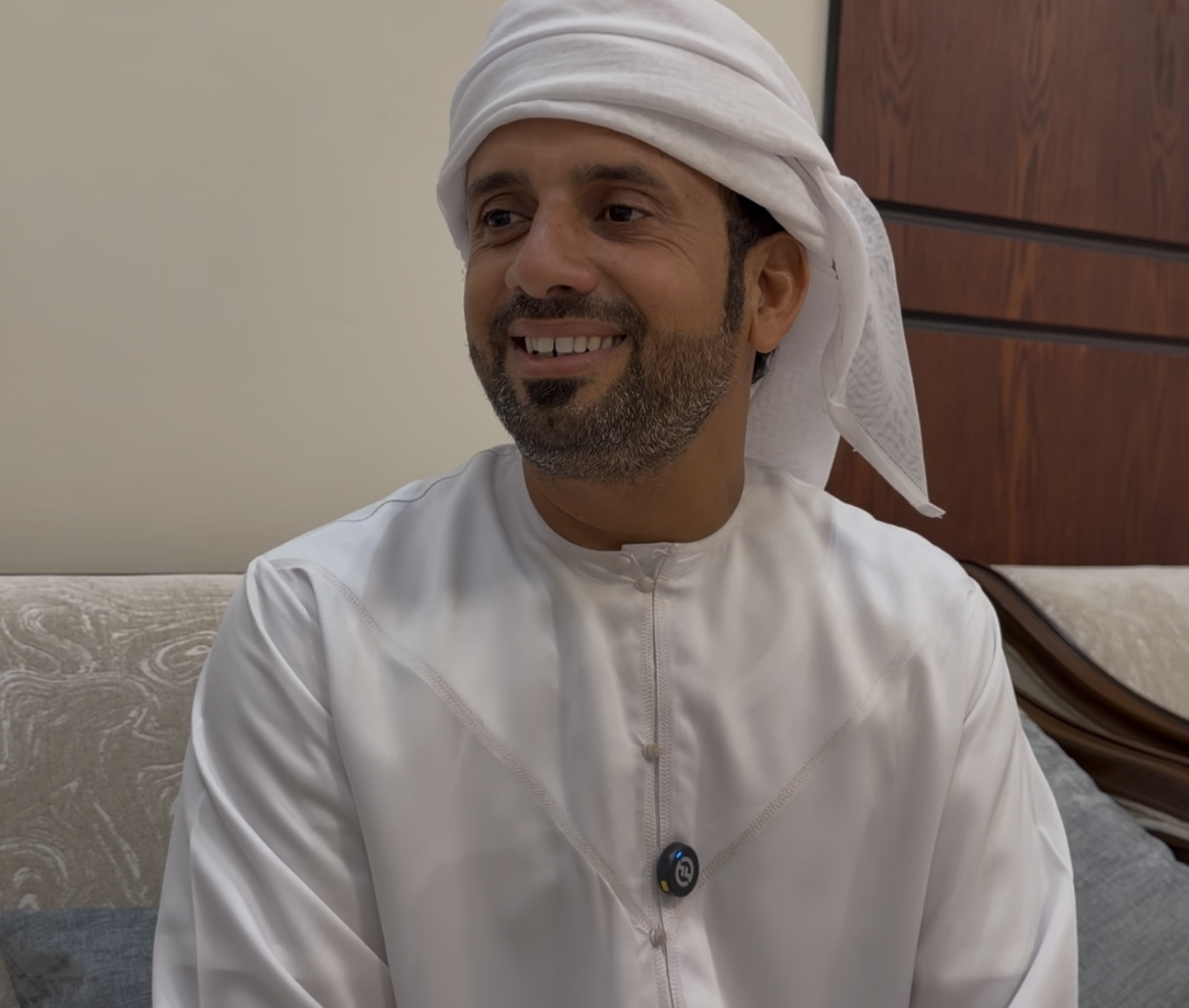 “دمعة” تهدي سلطنة عمان الرمز وتحقق أفضل توقيت في مستهل مهرجان الظفرة للهجن 2025 .. ومالكها بن صقر الوهيبي يؤكد: الإمارات أرض الكرم والتشجيع وميدان التفوق