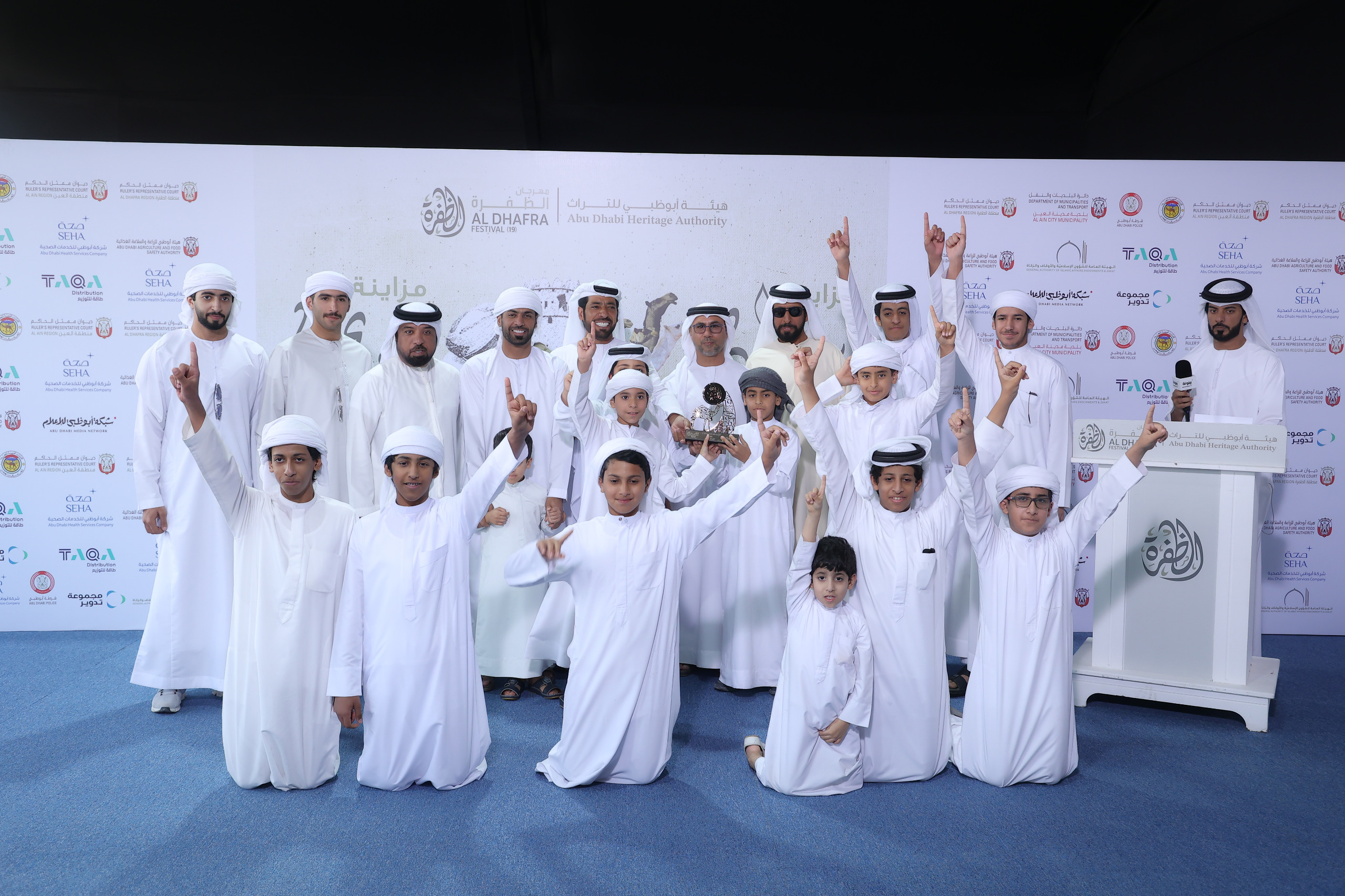 مزاينة سويحان بمهرجان الظفرة .. منافسات قوية في أشواط الإيذاع