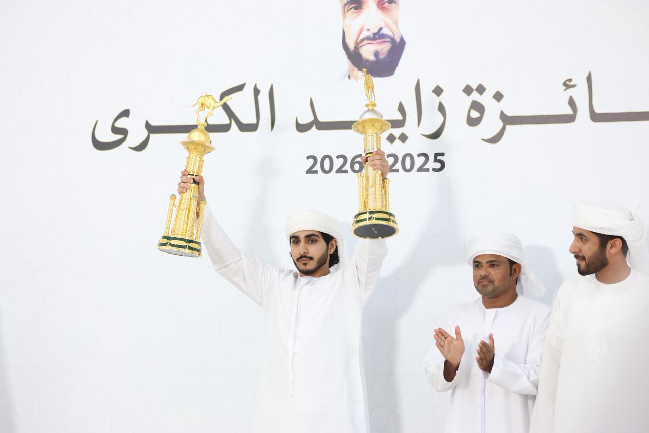 شعار بن حماد الشامسي .. إنجازات متجددة تؤكد قوة الإدارة وتفوق الهجن