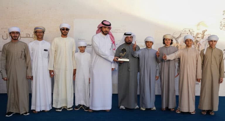 رموز الذهب تزين أشواط الحول في مزاينة مدينة زايد بمهرجان الظفرة