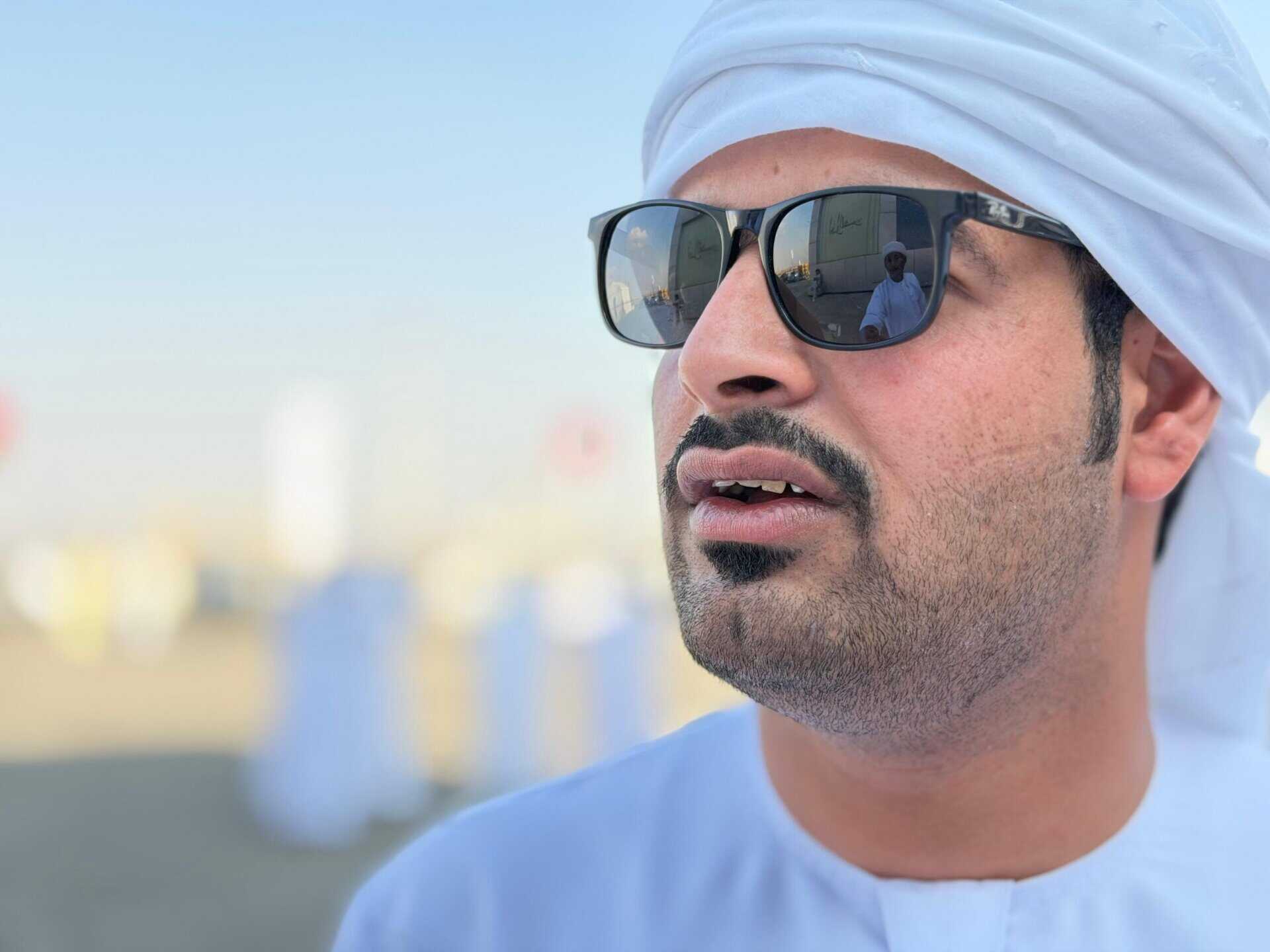 حمدان الخذيري.. عين لا ترى وبصيرة ترى كل شيء في ميادين الهجن