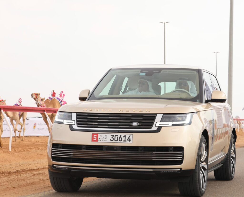 معالي الشيخ سلطان بن حمدان آل نهيان يشهد منافسات اليوم الثاني لمهرجان صاحب السمو الشيخ محمد بن زايد آل نهيان