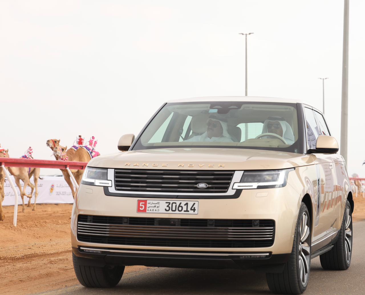 معالي الشيخ سلطان بن حمدان آل نهيان يشهد منافسات اليوم الثاني لمهرجان صاحب السمو الشيخ محمد بن زايد آل نهيان