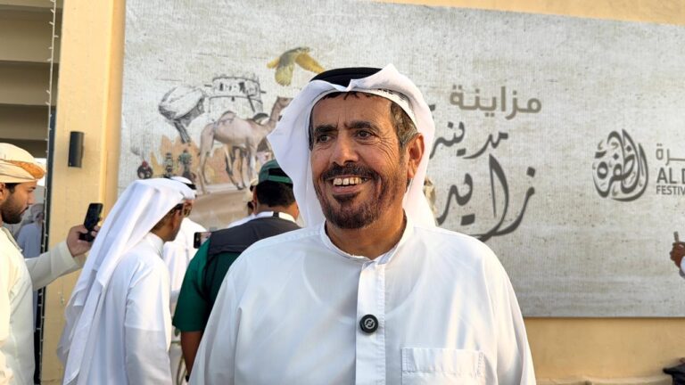 «الفارع» تعانق الذهب في مزاينة مدينة زايد وتمنح زايد بن قران ثالث رموز سن الإيذاع