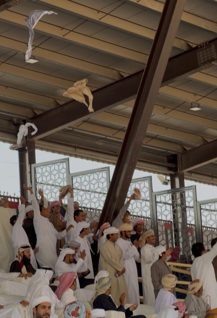 لحظة الإعلان.. منصة مزاينات الظفرة بمدينة زايد تهتز فرحًا بإعلان النتائج || تقرير خاص||